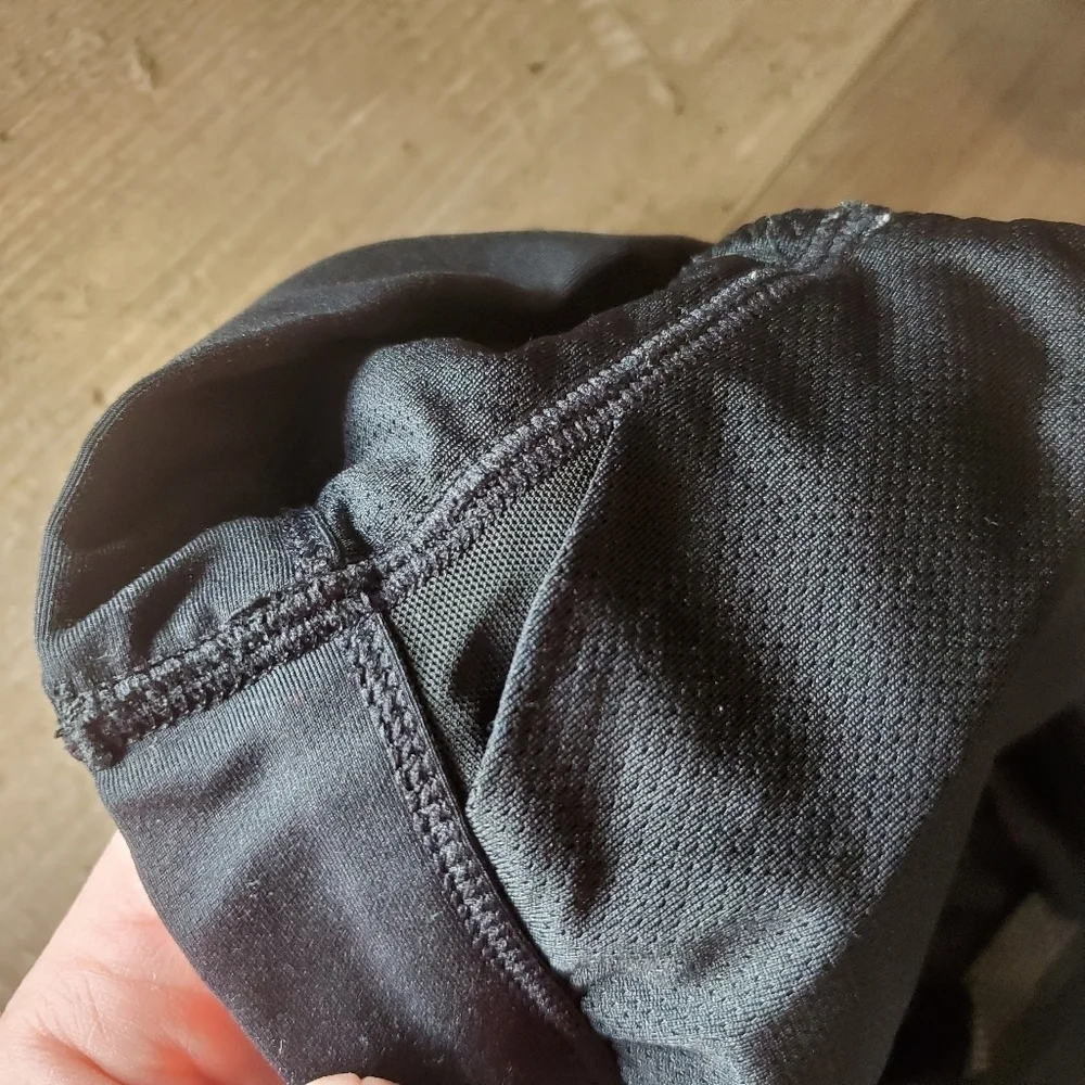 All in Motion Black Women's Padded Sports Bra Size Small EUC
